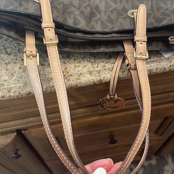 Michael Kors bag, authentic, bought at Belk for $198 pre-tax. Great condition. - Picture 11 of 14